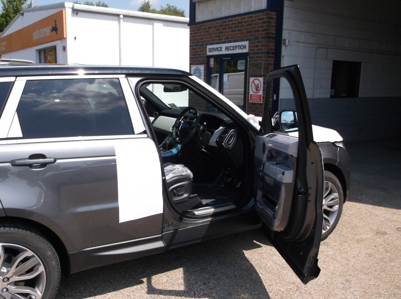 2014 RANGE ROVER SPORT with bespoke left hand brake accelerator. A one of a kind adaption